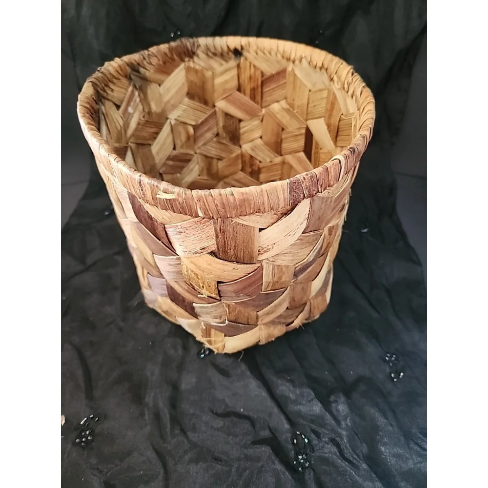 Vintage Banana Leaf Basket Hand Woven 9